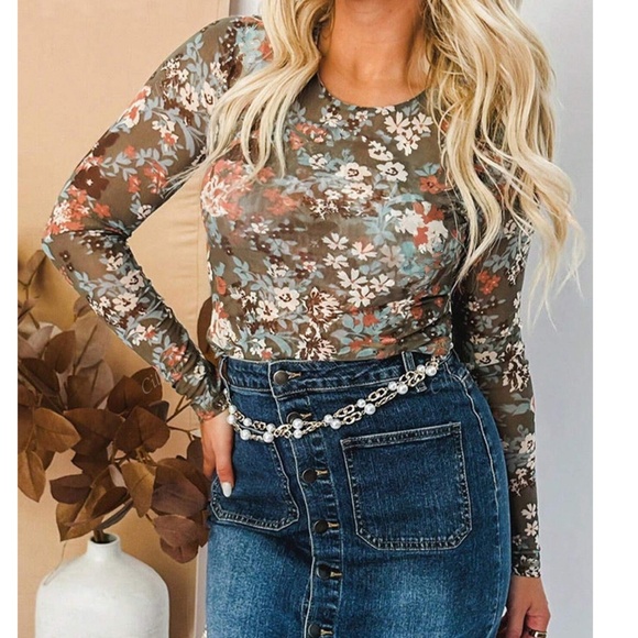 Boho Floral Print Crew Neck Long Sleeve Blouse - Picture 2 of 4
